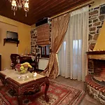 Aparthotel Menalia & κτημα κουμπουρη Levídhion