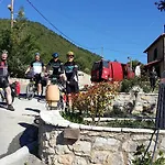 Aparthotel Menalia & κτημα κουμπουρη 3*