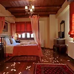 Aparthotel Menalia & κτημα κουμπουρη