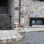 Lejlighedshotel Menalia & κτημα κουμπουρη