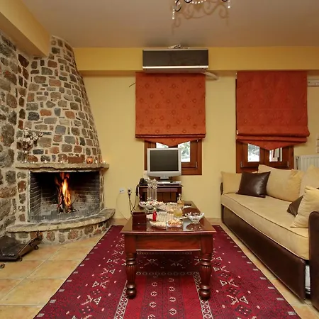 Apartmanhotel Menalia & κτημα κουμπουρη