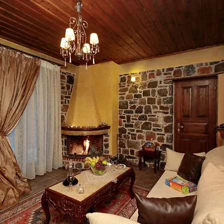 Menalia & κτημα κουμπουρη 3*