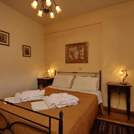 Menalia & κτημα κουμπουρη