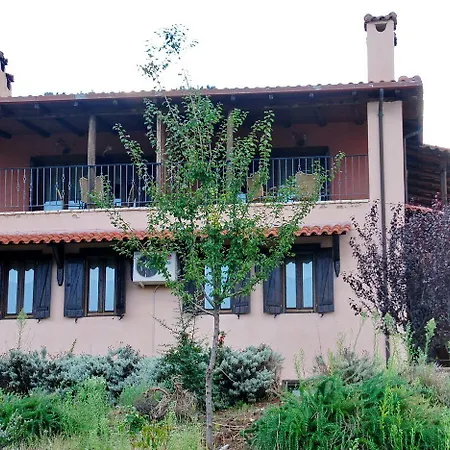 Menalia & κτημα κουμπουρη شقة فندقية Levídhion