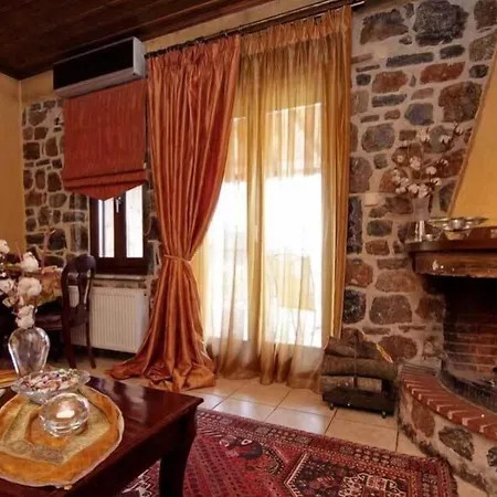 Menalia & κτημα κουμπουρη