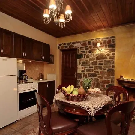 Appart hôtel Menalia & κτημα κουμπουρη Levídhion