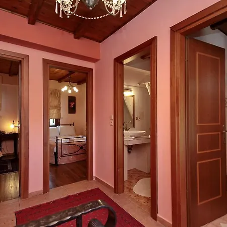 Lägenhetshotell Menalia & κτημα κουμπουρη Levídhion