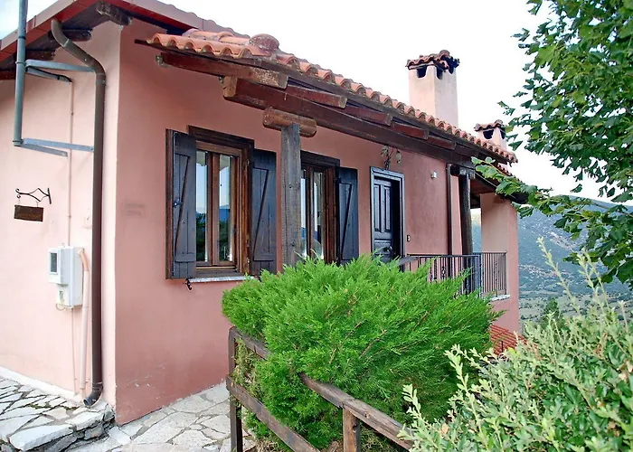 Menalia Villas&suites κτημα κουμπουρη Λεβίδι