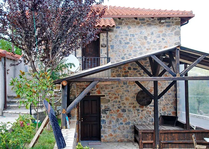 Ξενοδοχείο με διαμερίσματα Menalia Villas&suites κτημα κουμπουρη