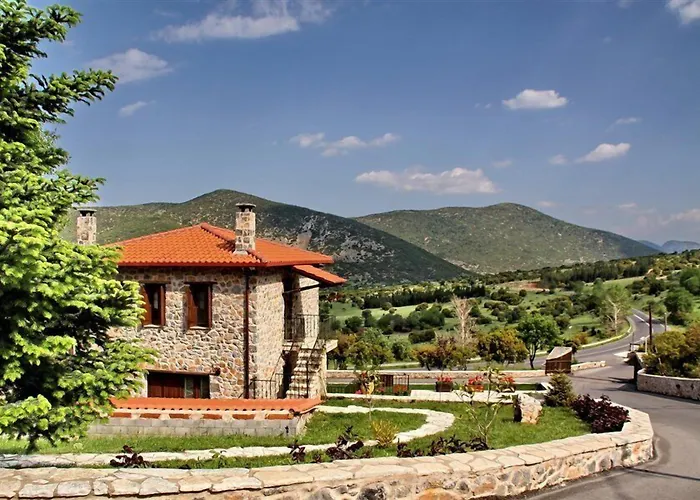 Menalia & κτημα κουμπουρη Aparthotel 3*