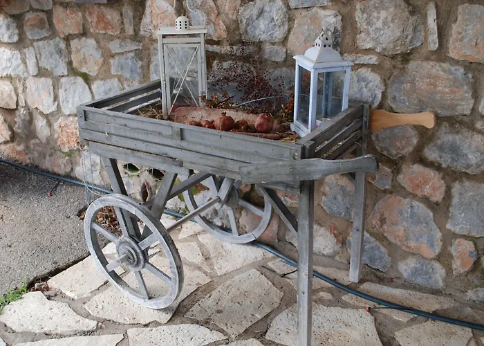 Menalia Villas&suites κτημα κουμπουρη 3* Λεβίδι