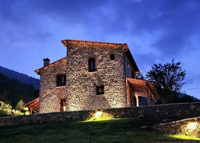 Ξενοδοχείο με διαμερίσματα Menalia Villas&suites κτημα κουμπουρη Λεβίδι