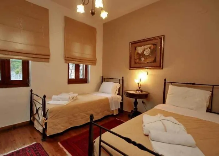 Menalia Villas&suites κτημα κουμπουρη 3*