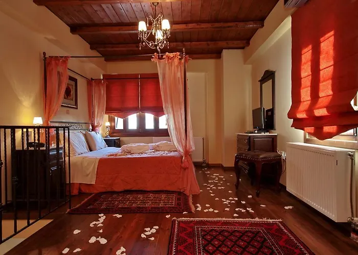 Ξενοδοχείο με διαμερίσματα Menalia Villas&suites κτημα κουμπουρη